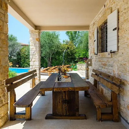 Awesome In Sveti Lovrec Holiday home