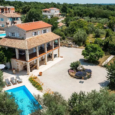 Holiday home Awesome In Sveti Lovrec *