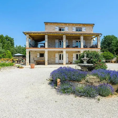 Holiday home Awesome In Sveti Lovrec Jakici