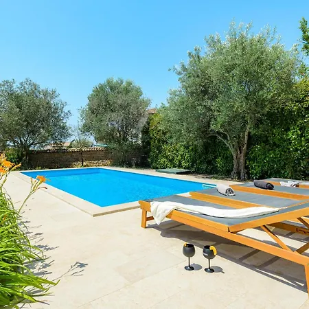 Awesome In Sveti Lovrec Holiday home