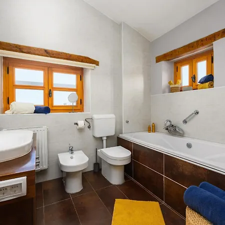 Holiday home Awesome In Sveti Lovrec